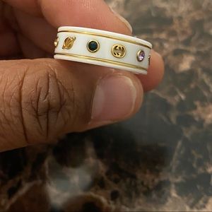 Gucci ring